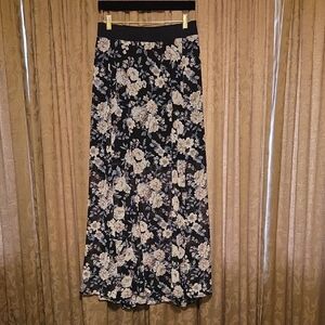 Plus Size Torrid Black Floral Maxi Skirt